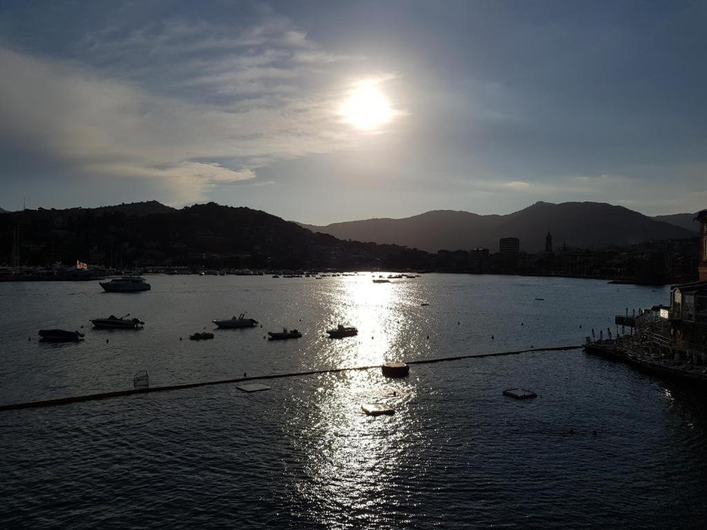 Residence Portofino Est Рапало Екстериор снимка