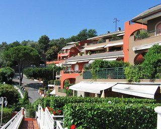 Residence Portofino Est Рапало Екстериор снимка